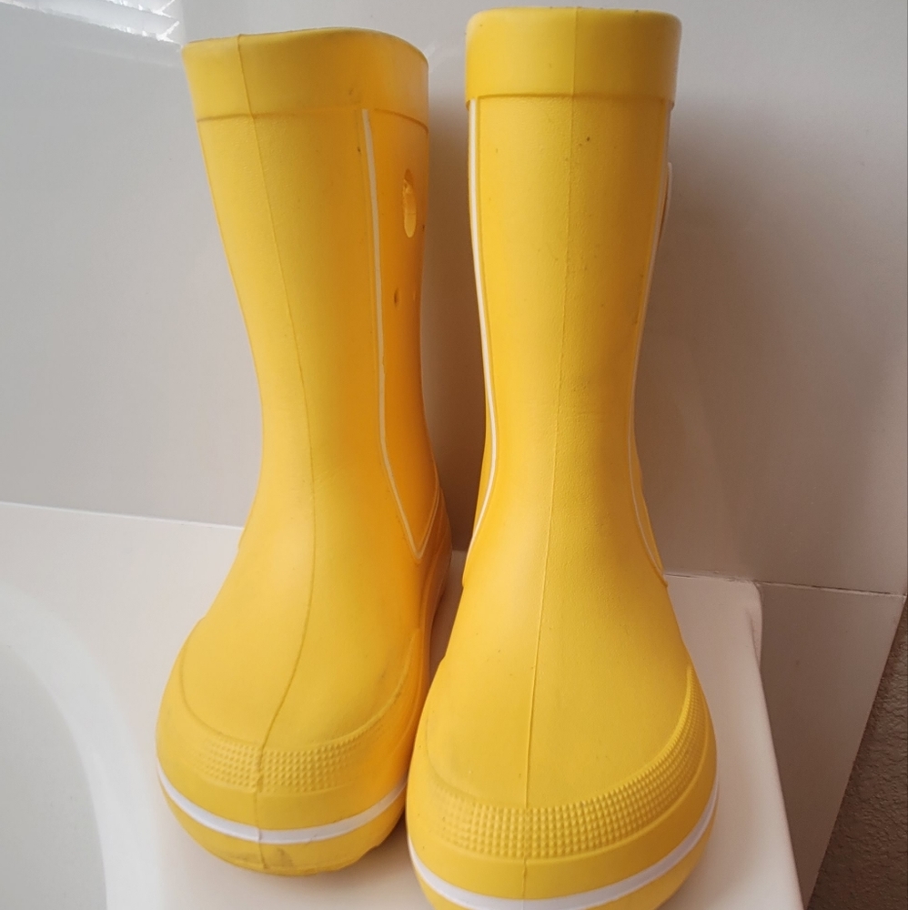 CROCS  Yellow Rainboots